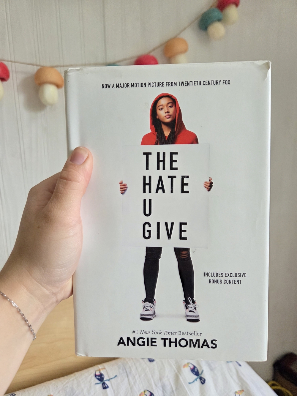 📚3/$10 The Hate U Give